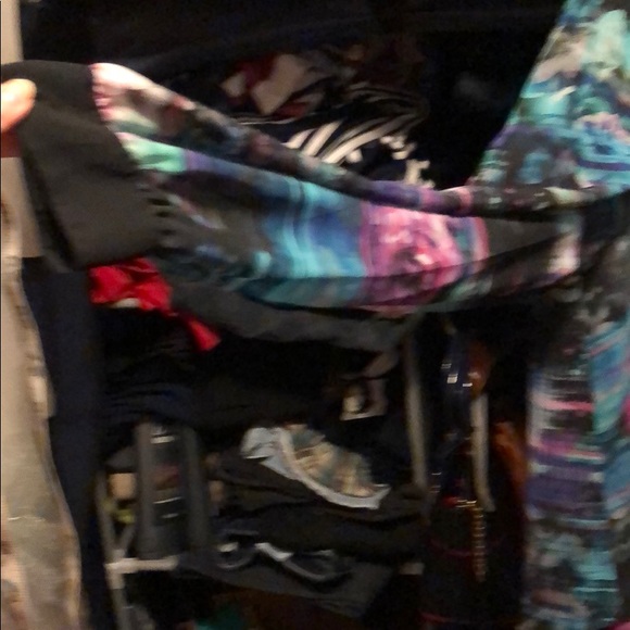 Gorgeous Blouse - Picture 6 of 10